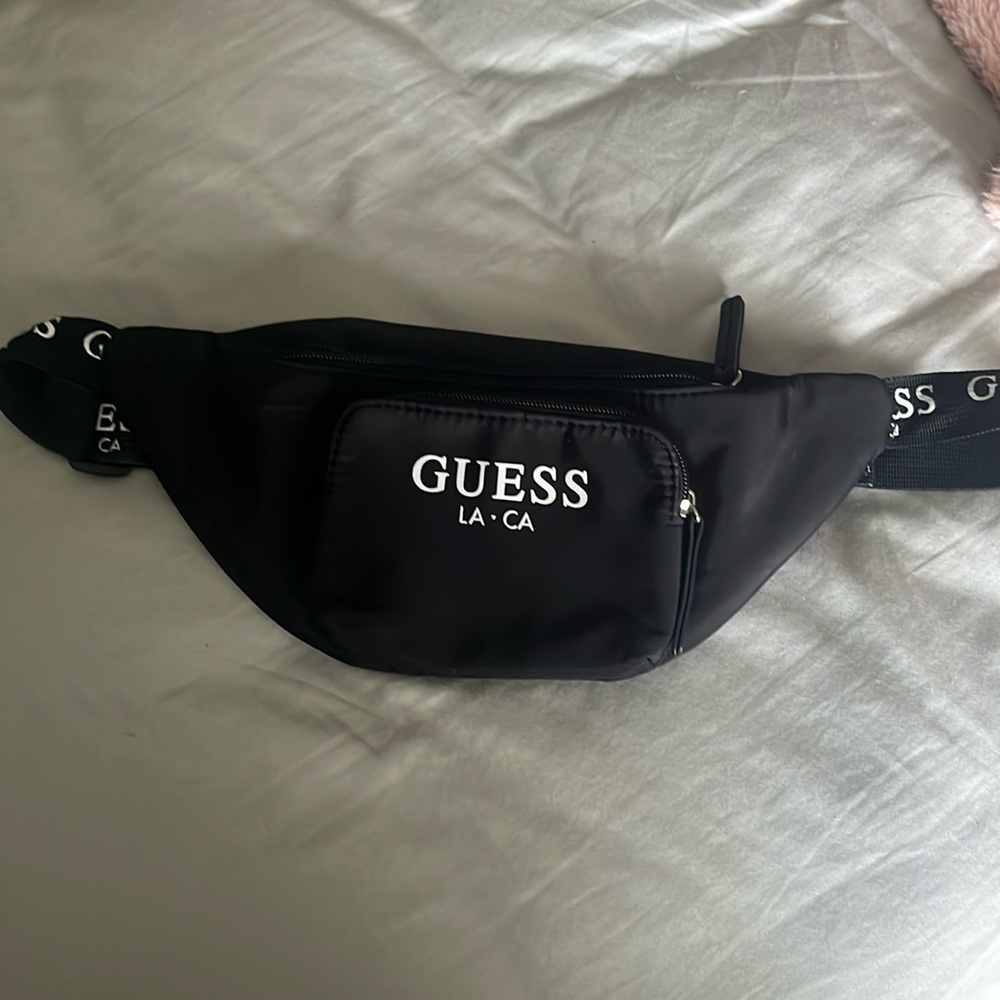 GUESS fanny pack